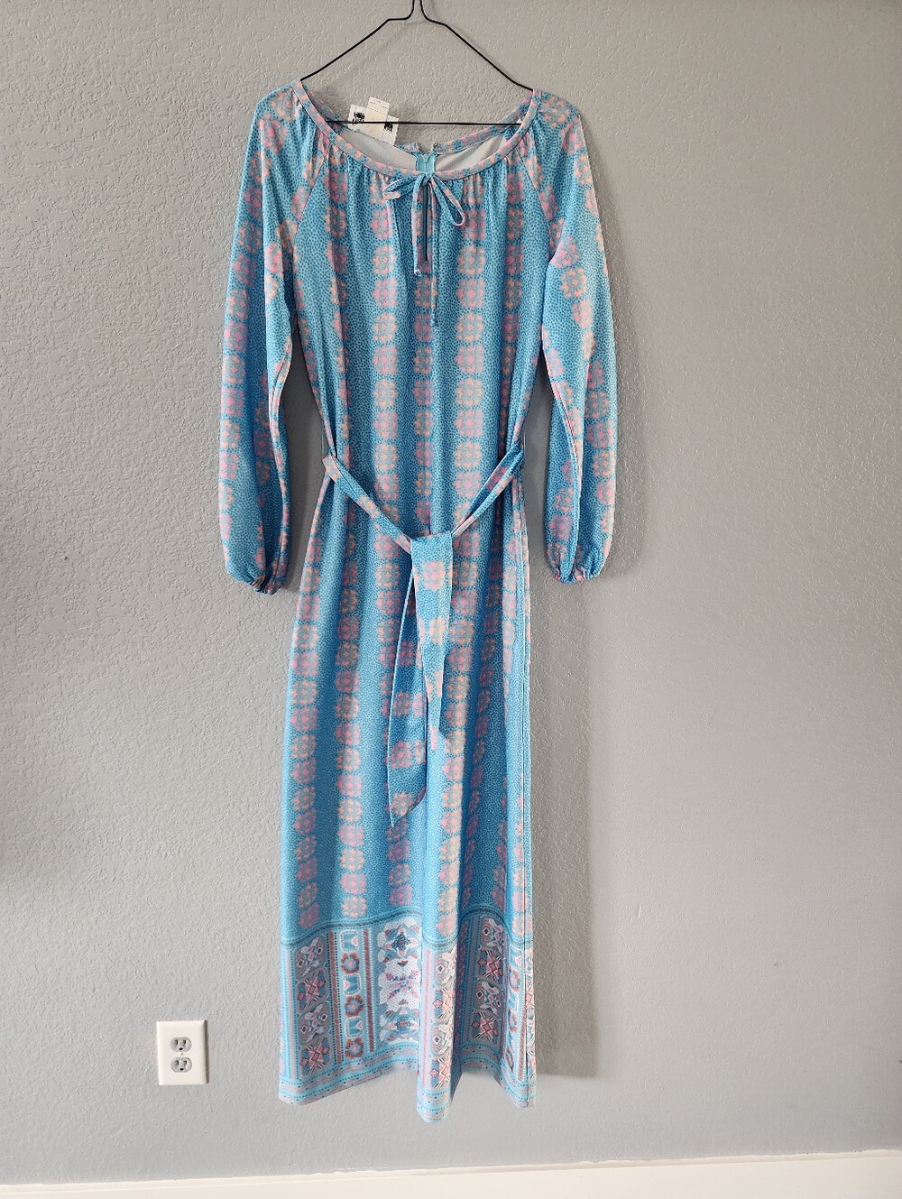 Blue & Pink Vintage 1970  Floral Long Sleeve Maxi Dress